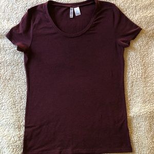 Woman’s Basic tee